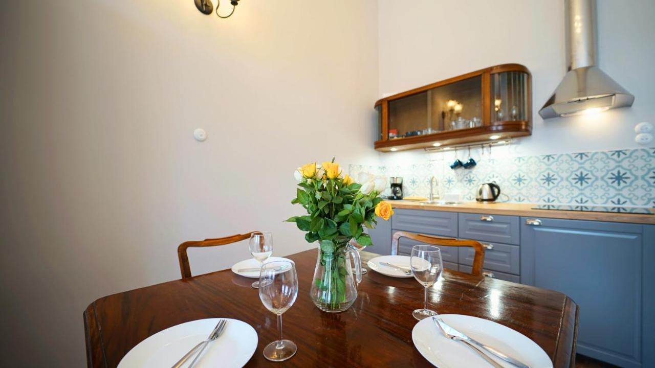 Apartamenty Everysky - Plac Ratuszowy 51 Jelenia Gora Ngoại thất bức ảnh